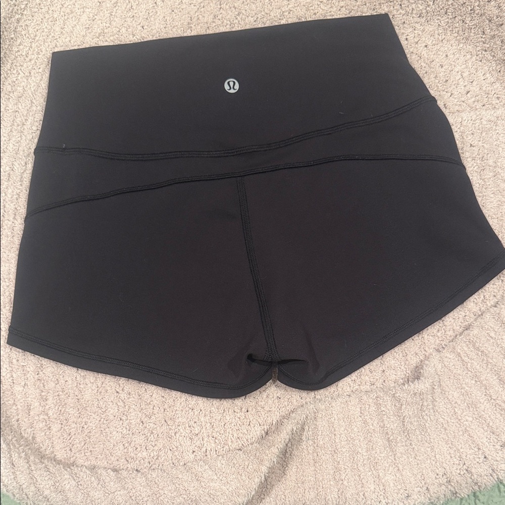lululemon black shorts
